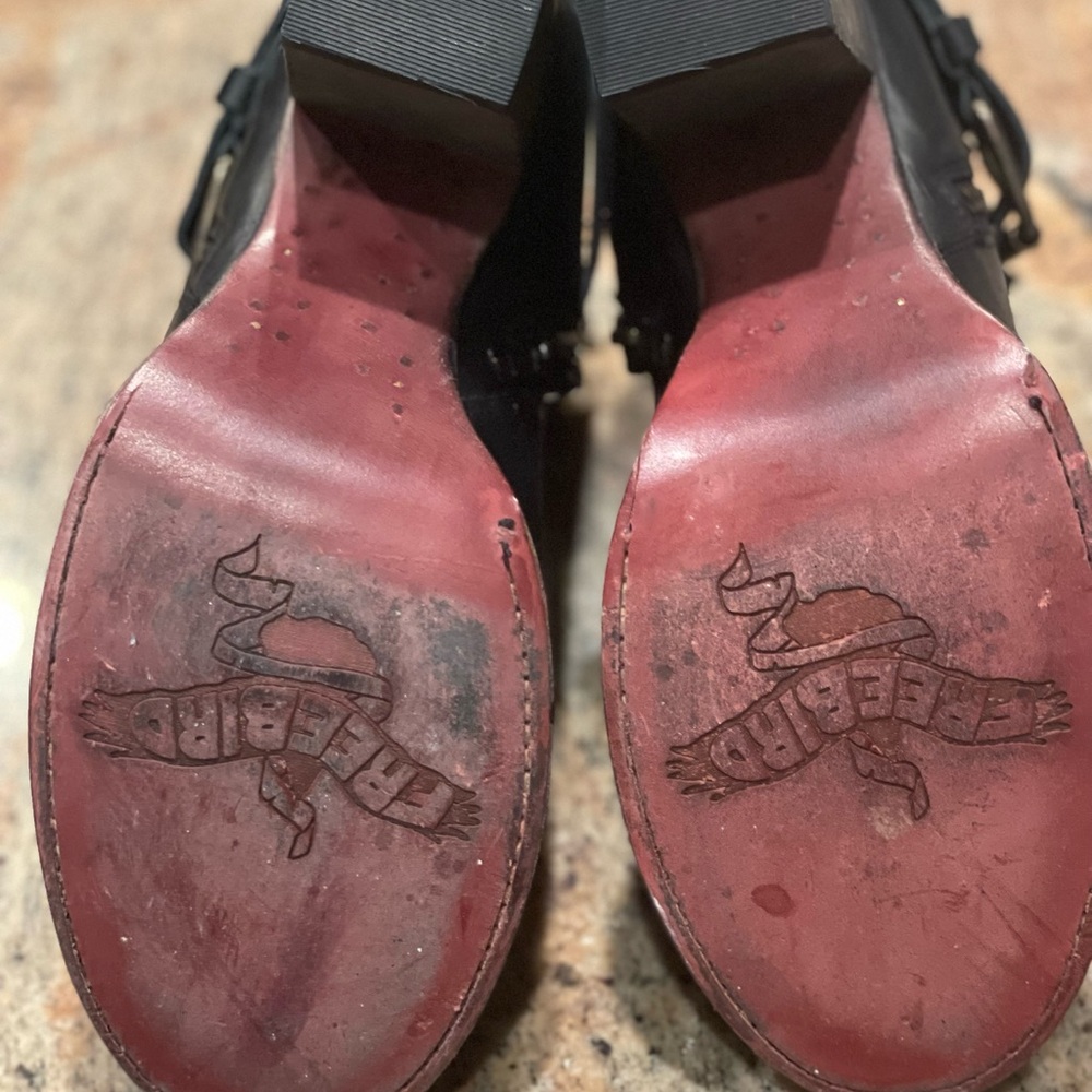 Freebird Bolo Black Leather Ankle Boots. Worn once. - Picture 4 of 4
